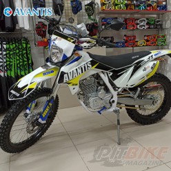 Мотоцикл Avantis FX 250 LUX (172 FMM) с ПТС